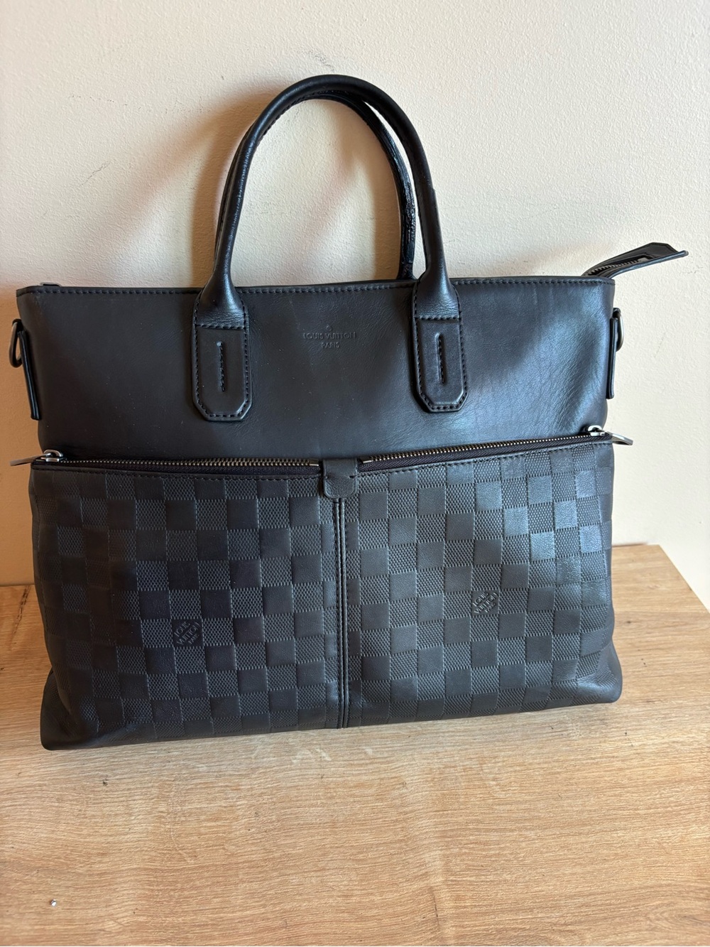 Authentic Louis Vuitton damier tote